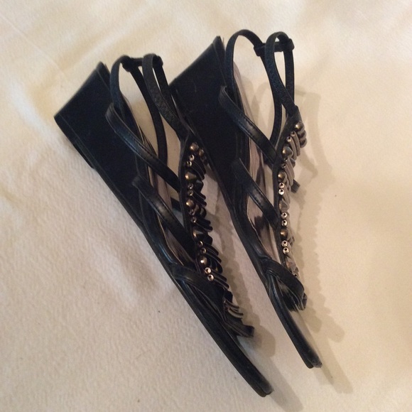 NEW YORK TRANSIT Tribal Wedge Strappy Sandal 6 - Picture 3 of 8